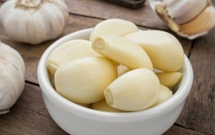 Rimuovere i parassiti dal corpo con l'aiuto dell'aglio